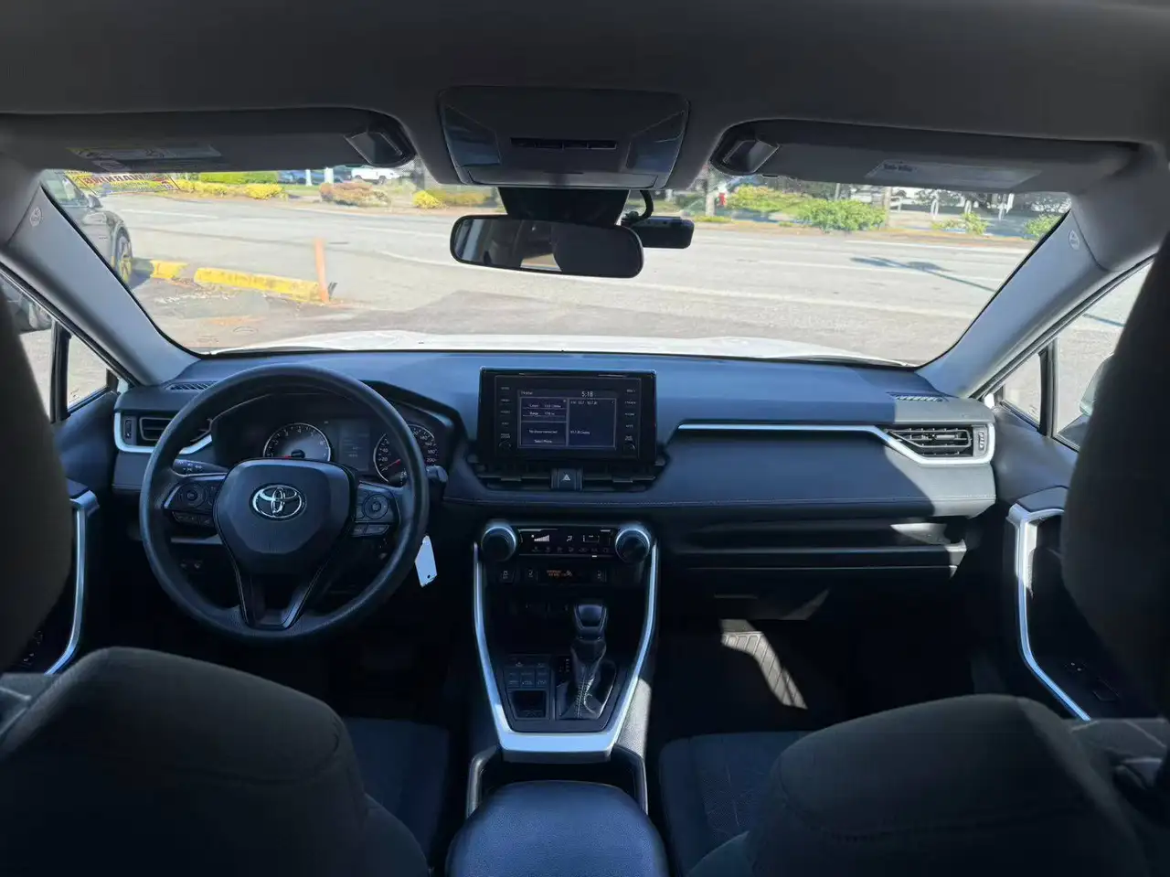 Toyota RAV 4 снимка Toyota RAV 4