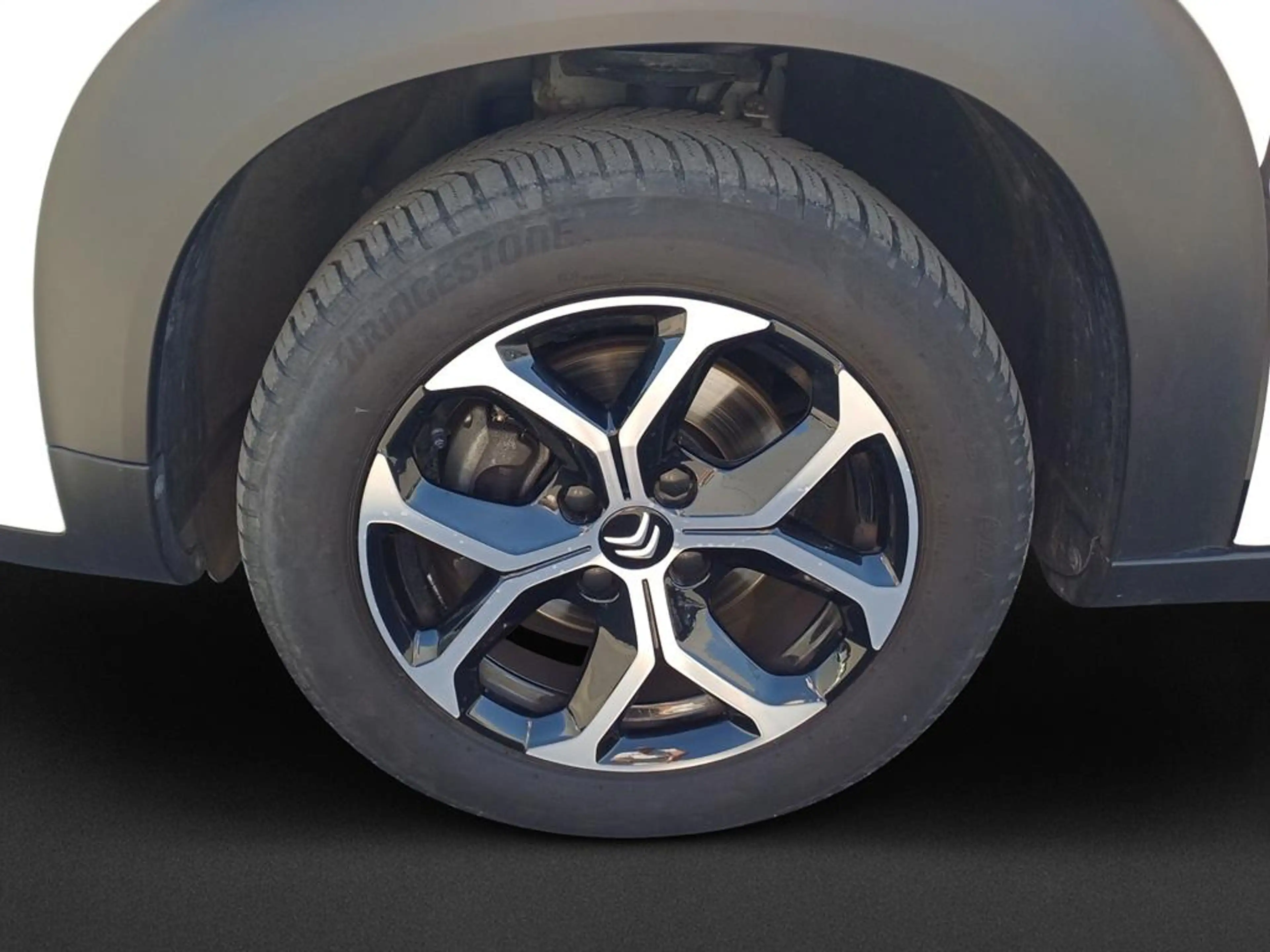 Citroen C3 Aircross PureTech 110 S&S Shine — photo 7