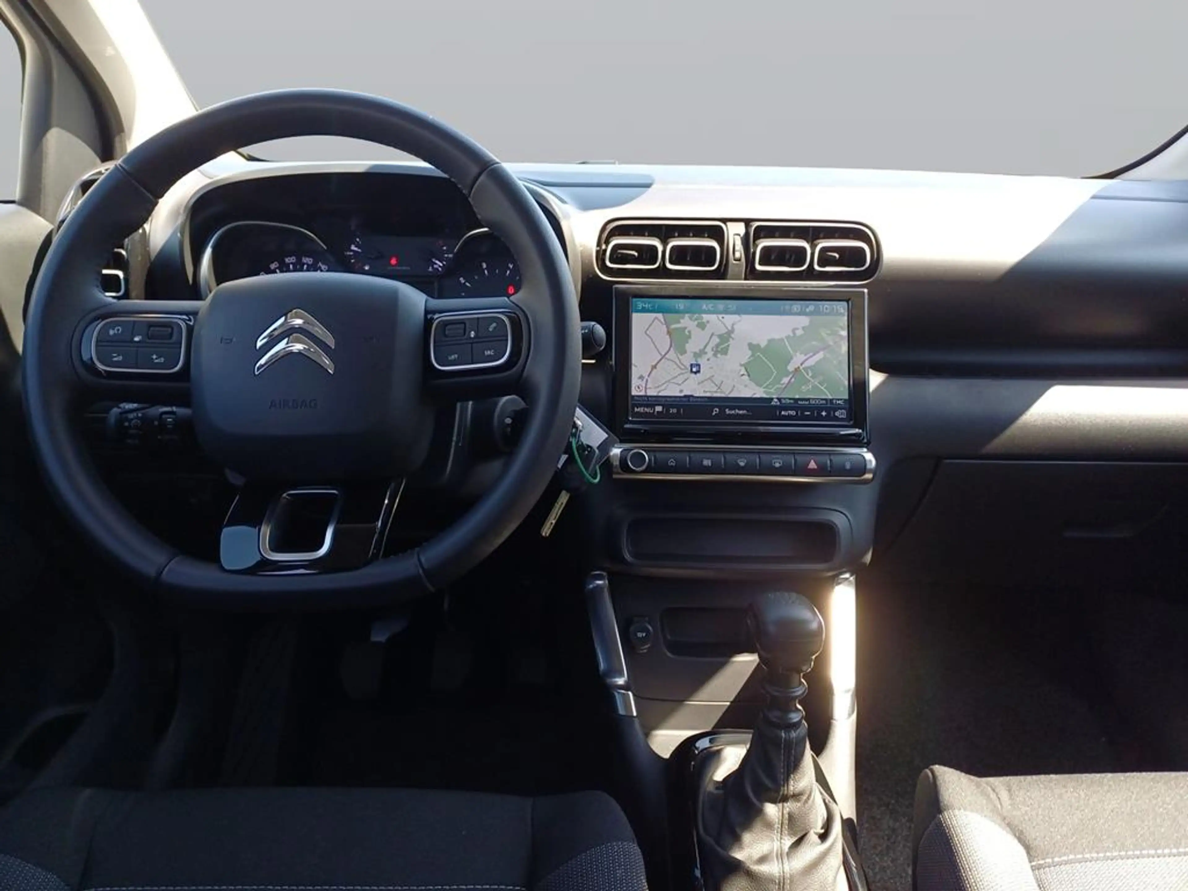 Citroen C3 Aircross PureTech 110 S&S Shine — photo 9