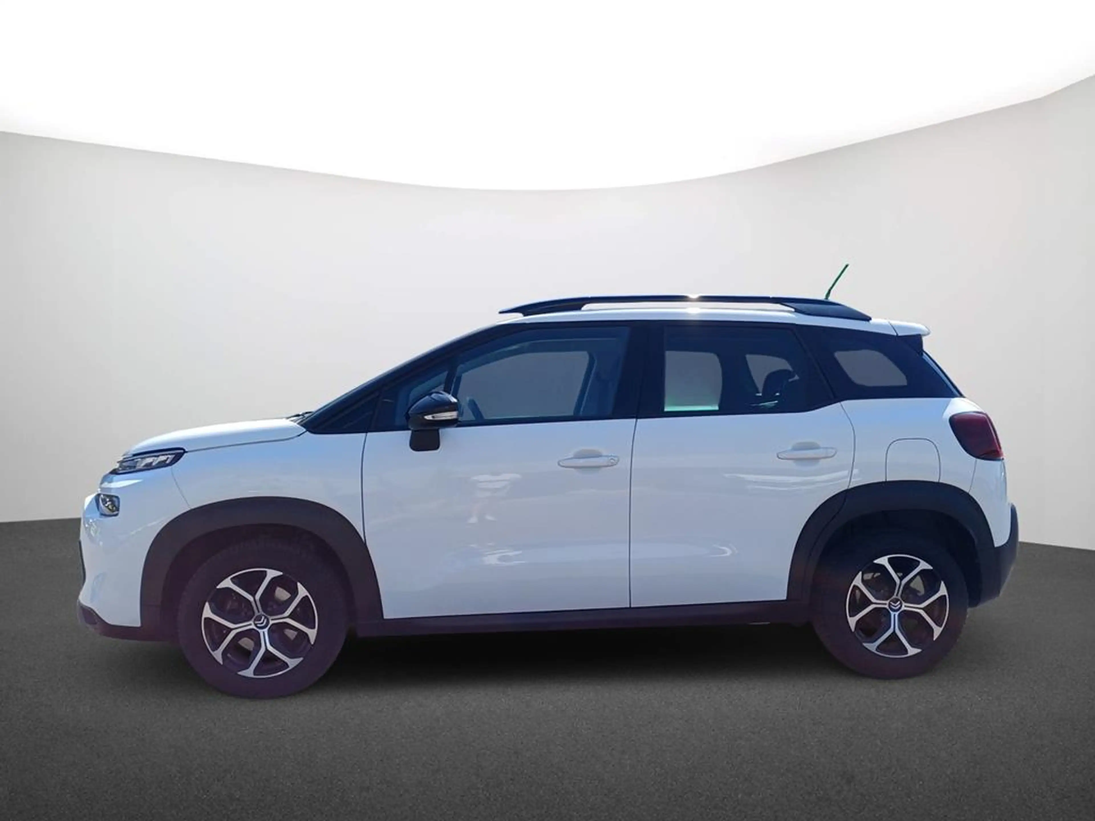Citroen C3 Aircross PureTech 110 S&S Shine — photo 4