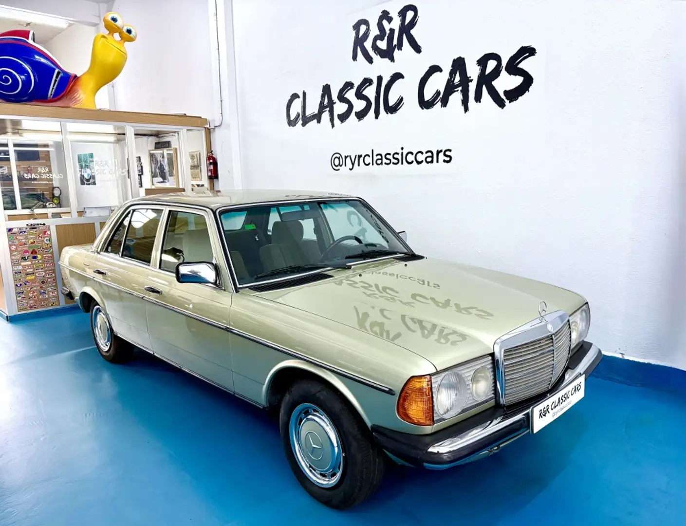 Mercedes-Benz Egyéb 300 D Zöld - 1