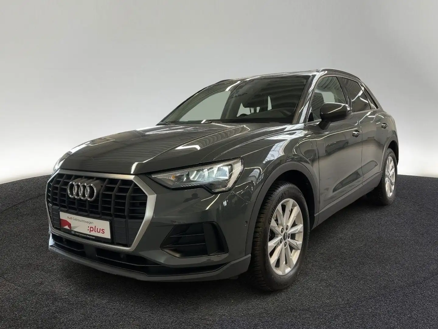 Audi Q3 45 TFSIe AHK Navi Kamera LED Grau - 2
