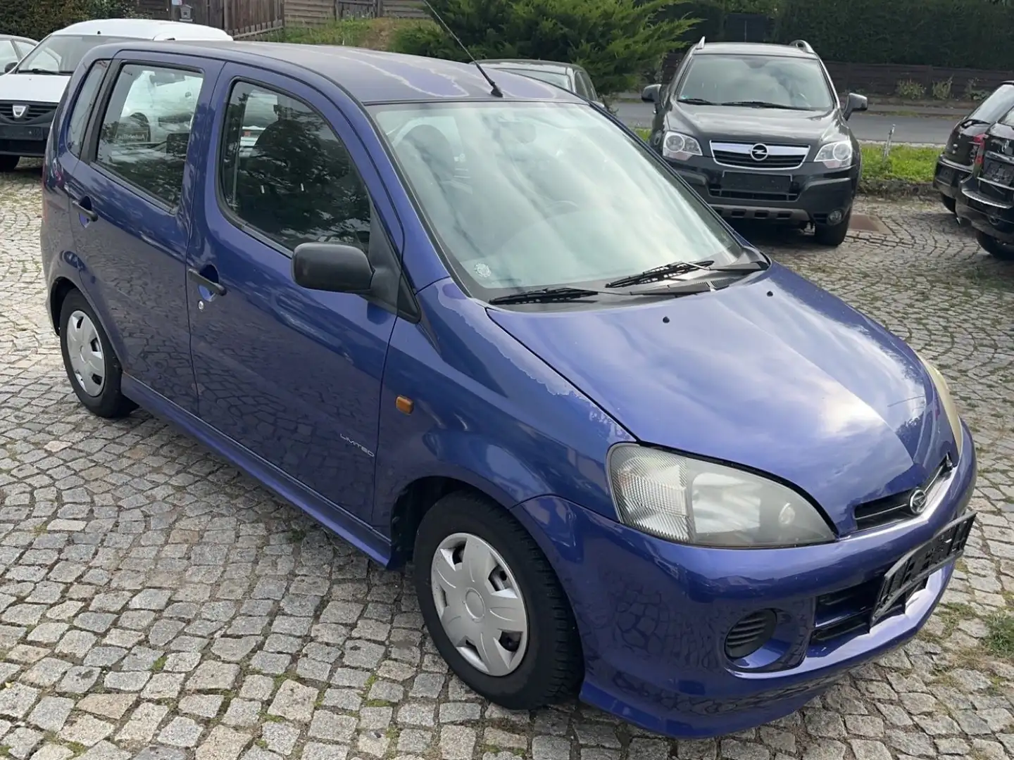 Daihatsu YRV 1.3 Pur - 2