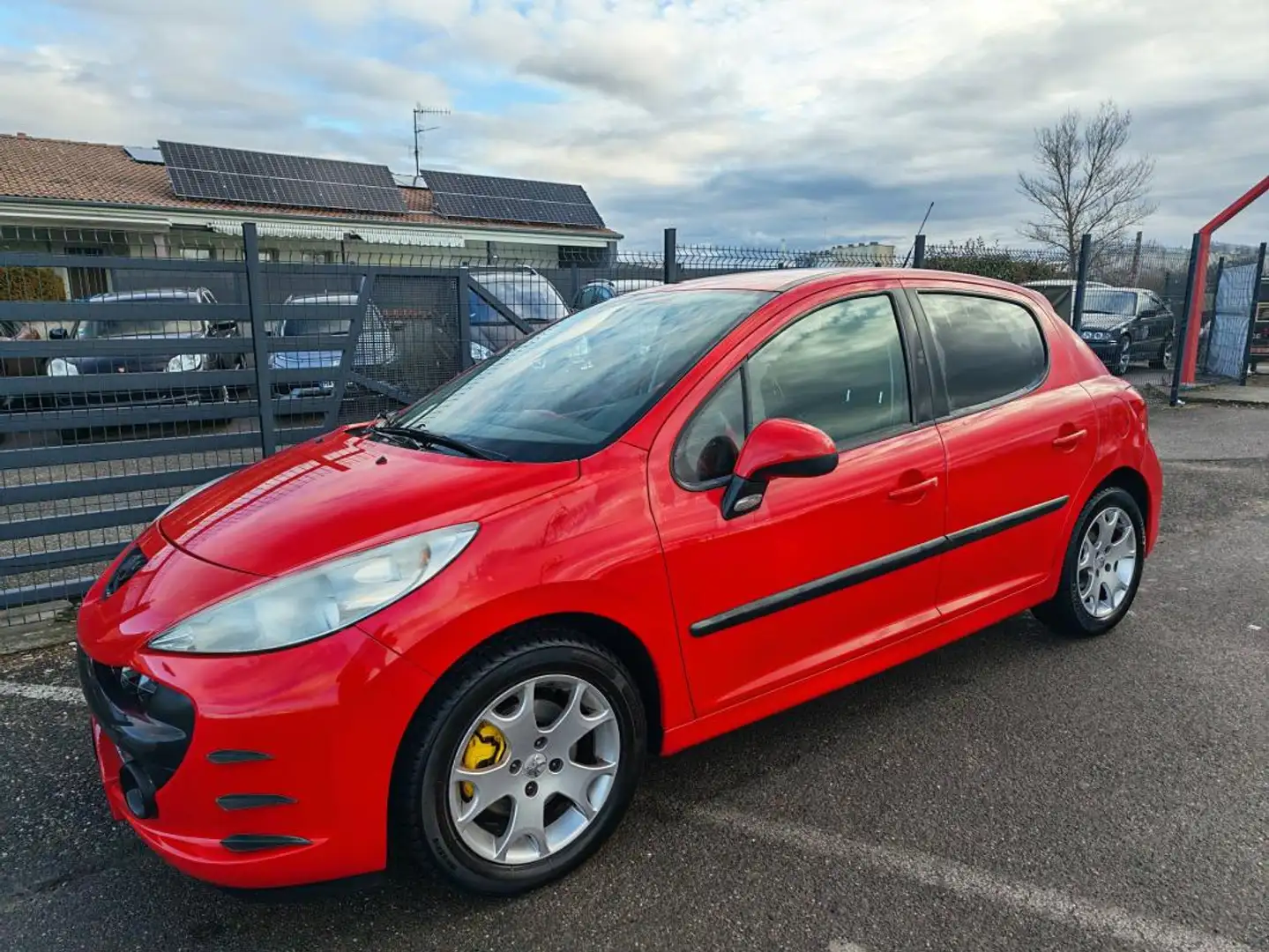 Peugeot 207 1.6 HDi110 Sport FAP Rouge - 1