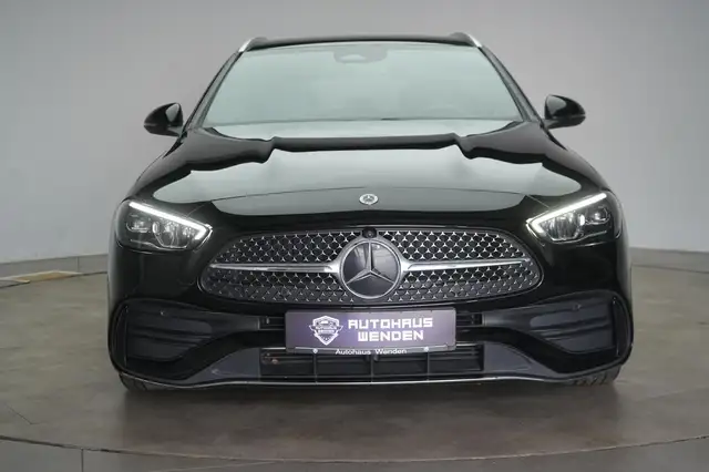 Mercedes-Benz C Class view 2