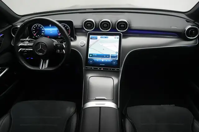 Mercedes-Benz C Class view 12