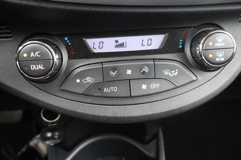 Toyota Yaris 1.5 Full Hybrid Dynamic | Automaat | Climate contr — photo 14