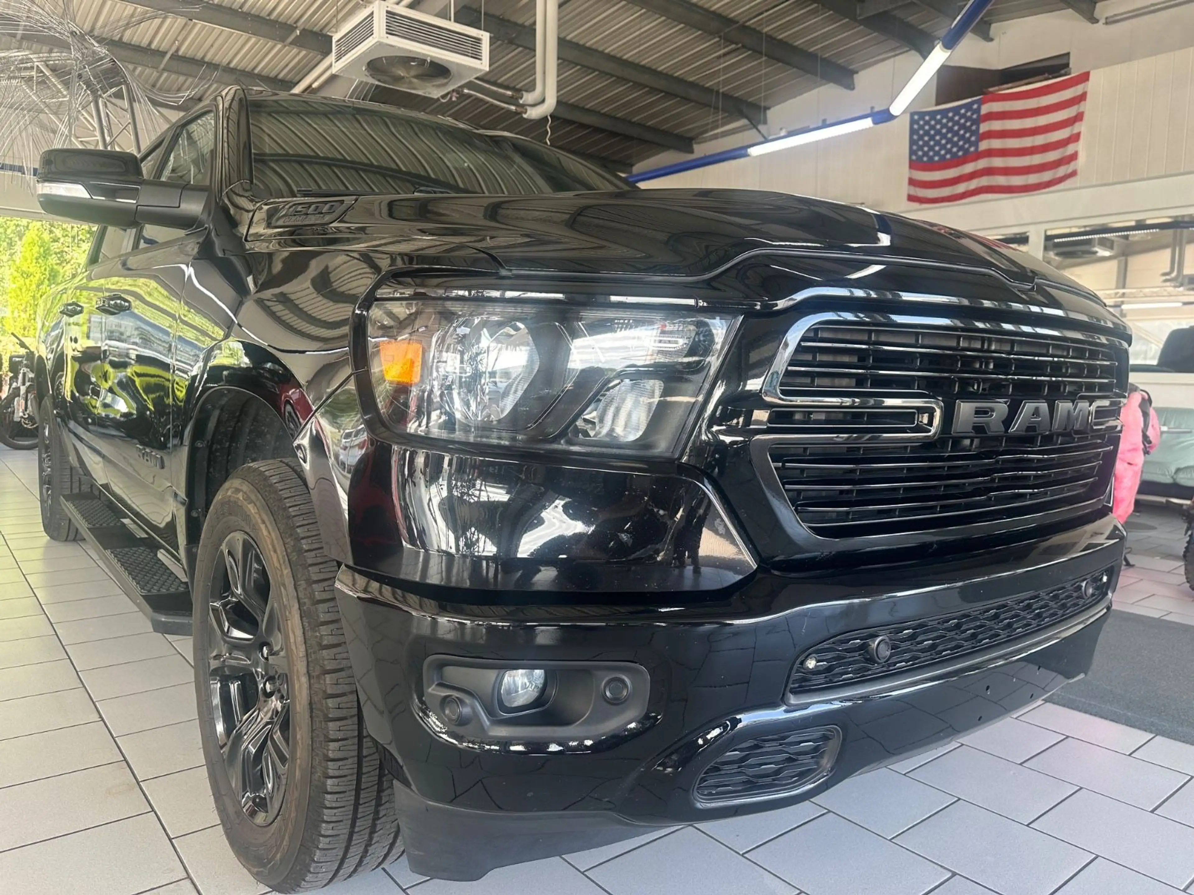 Dodge RAM 5,7 BIG HORN CREWCAB 4x4 GAS LPG 2020