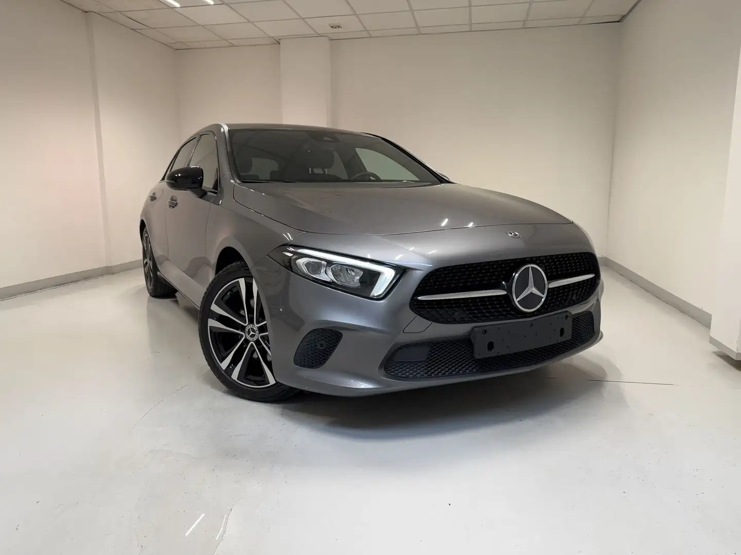 Mercedes-Benz A 200 A 200 Automatic Sport Gris - 2