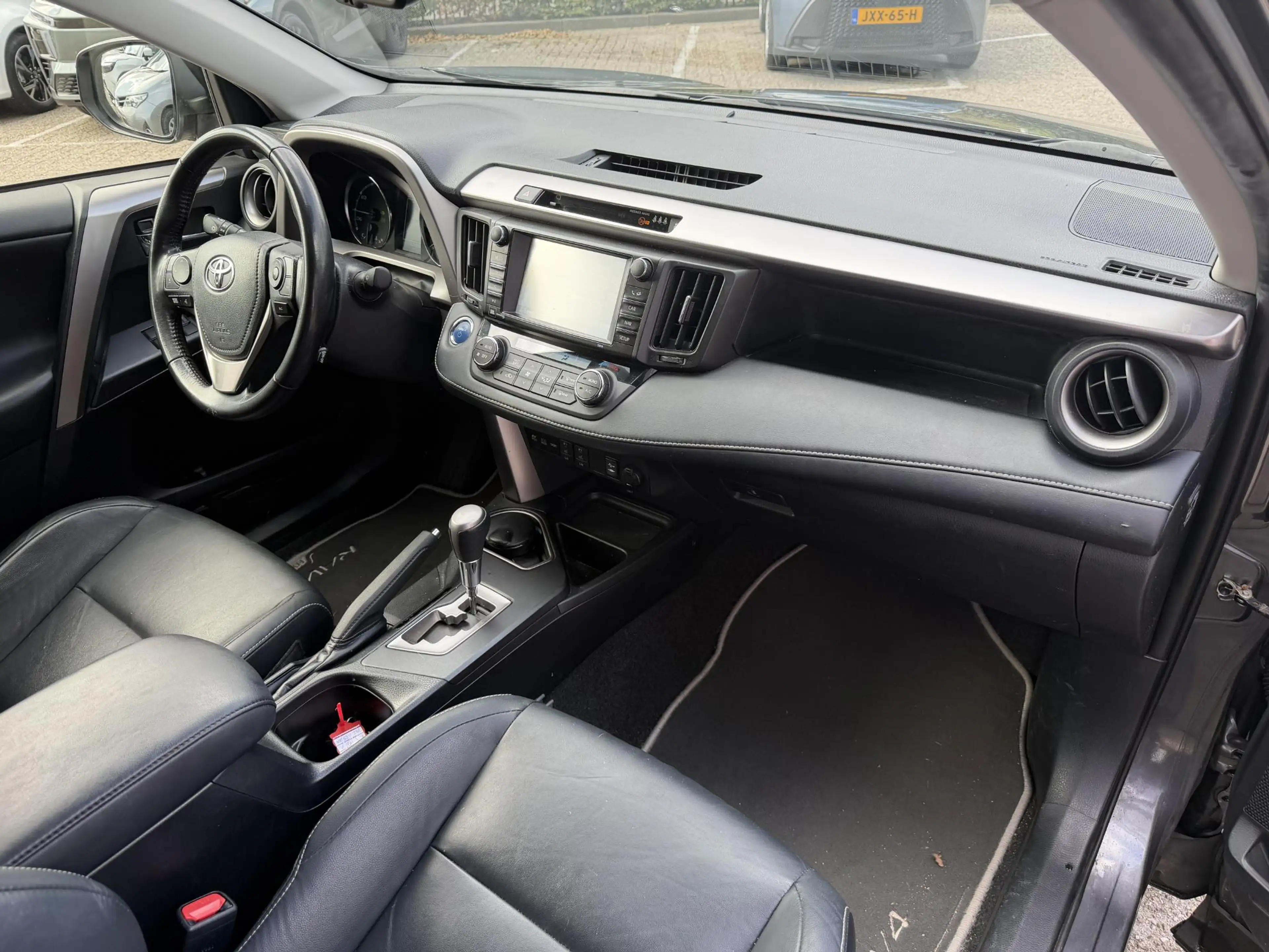 Toyota RAV 4 2.5 Hybrid Executive Business AWD 1650 TREKGEWICHT — photo 2