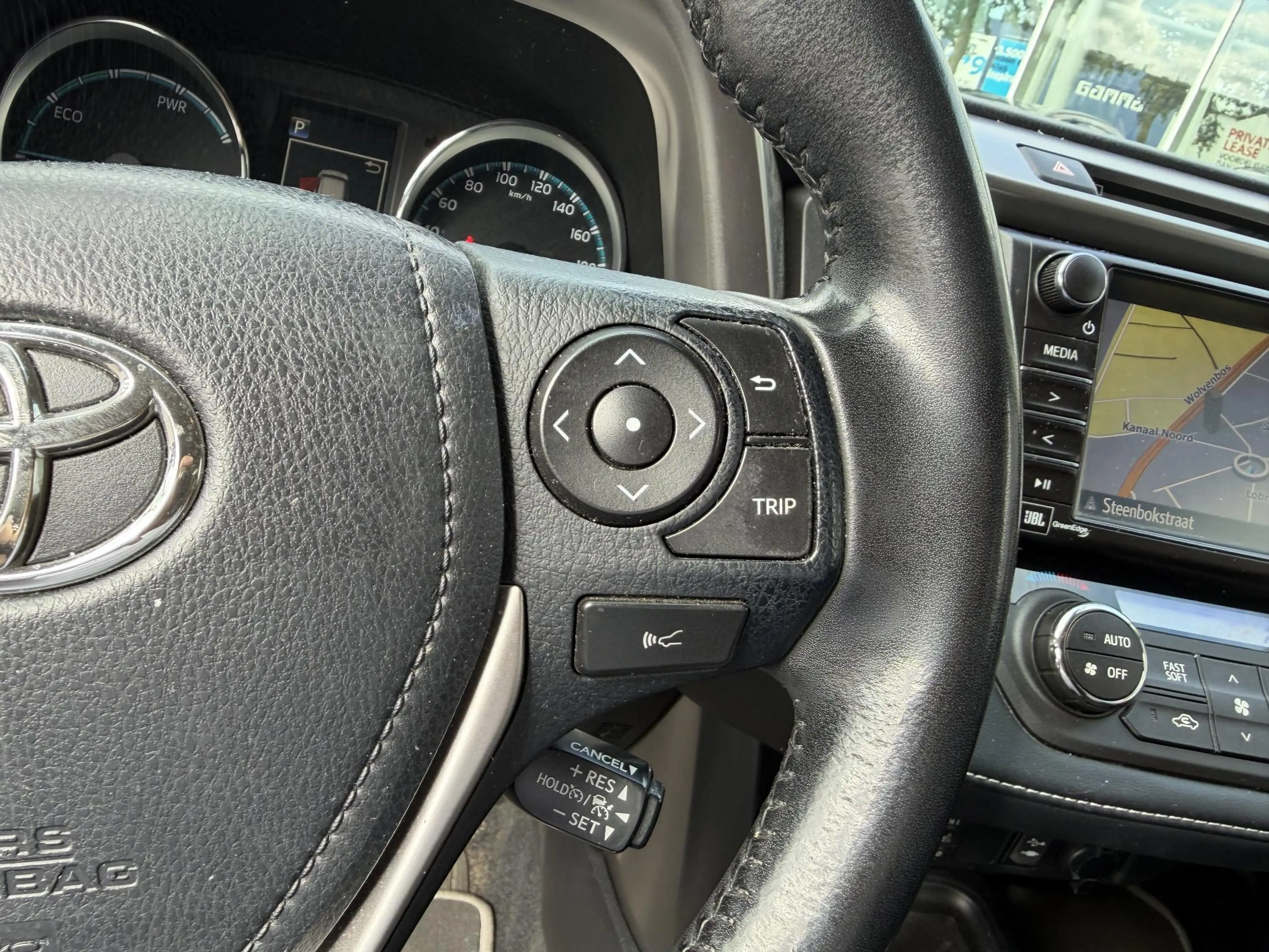 Toyota RAV 4 2.5 Hybrid Executive Business AWD 1650 TREKGEWICHT — photo 15