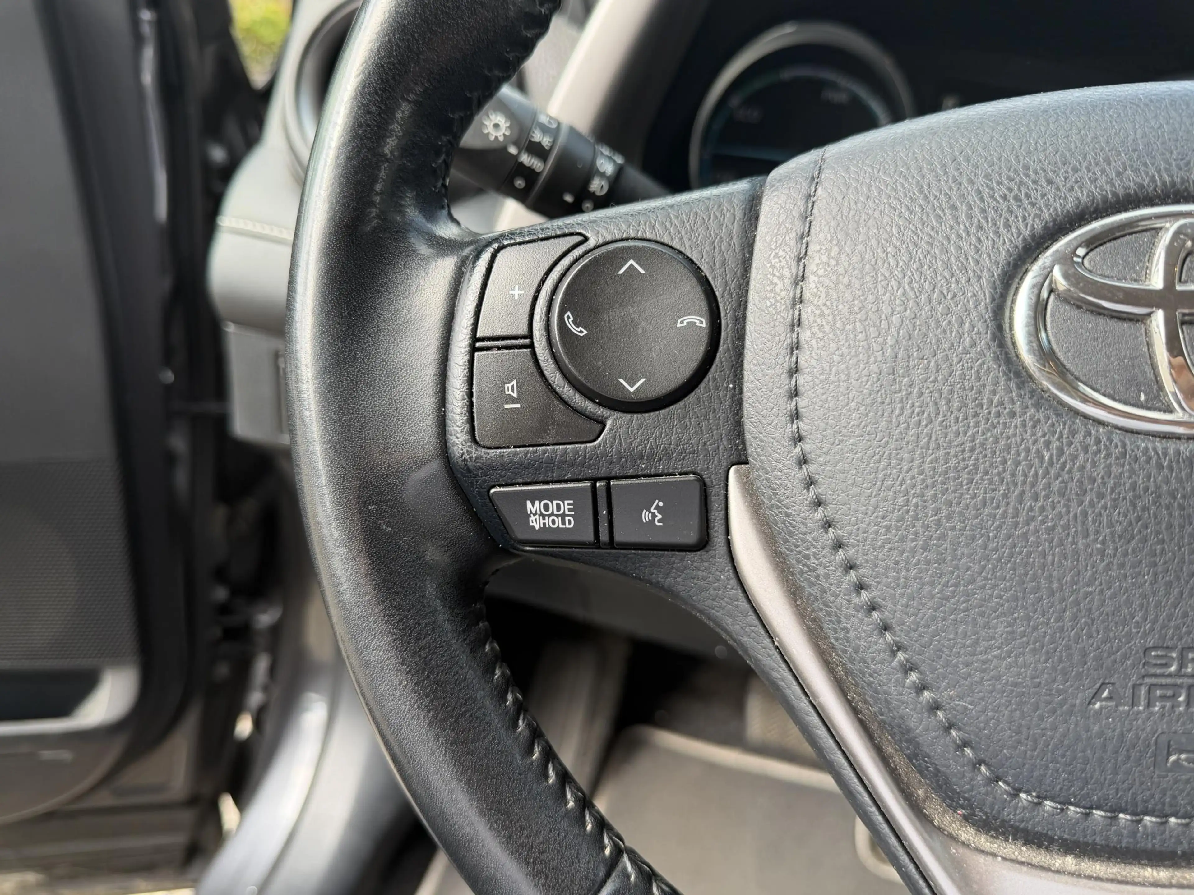 Toyota RAV 4 2.5 Hybrid Executive Business AWD 1650 TREKGEWICHT — photo 14