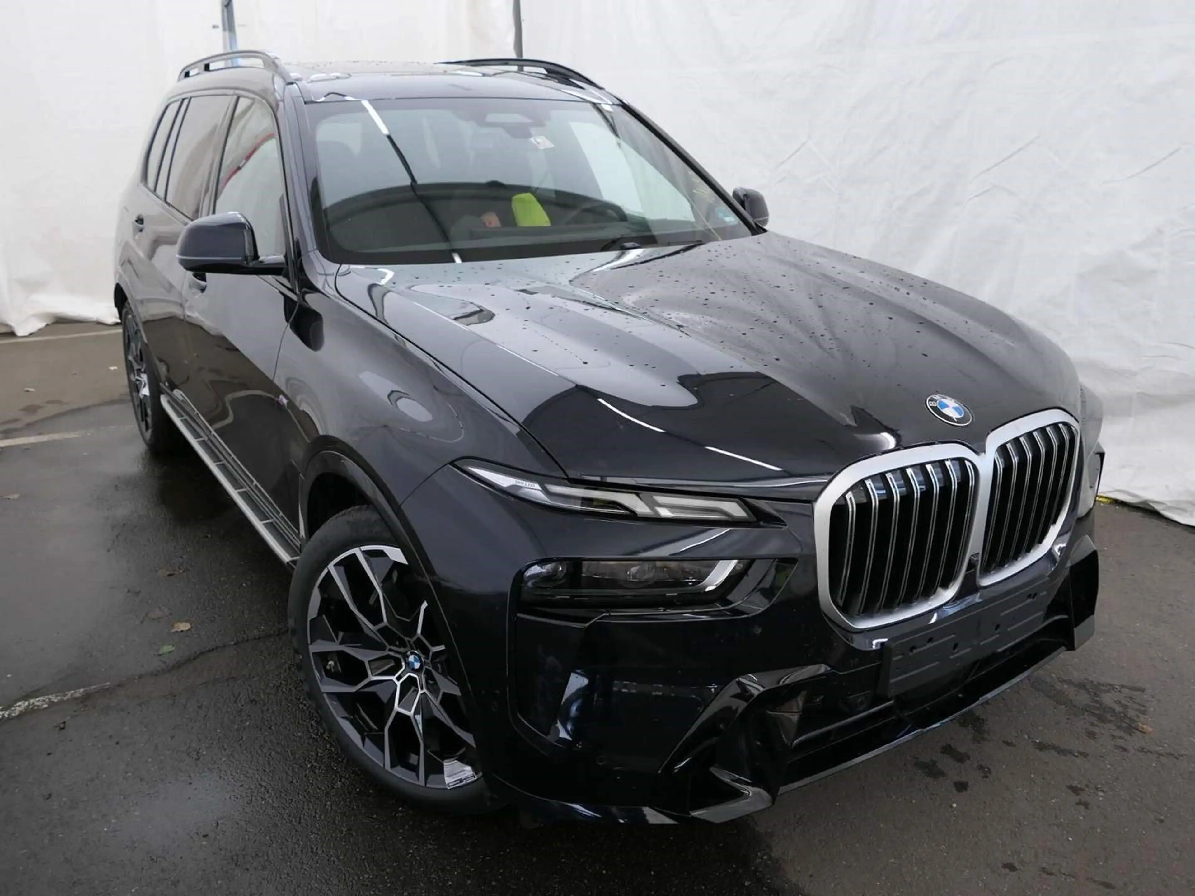 BMW X7 xDrive40d — photo 2