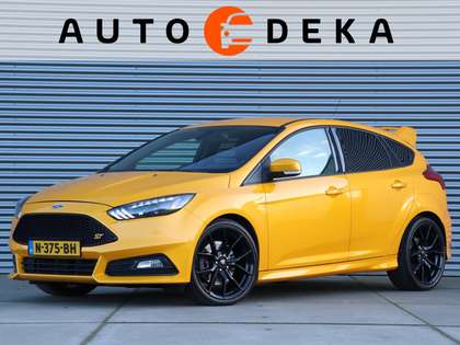 Ford Focus 2.0 EcoBoost ST-2 *Winter Pack*Navigatie*Parkeerse