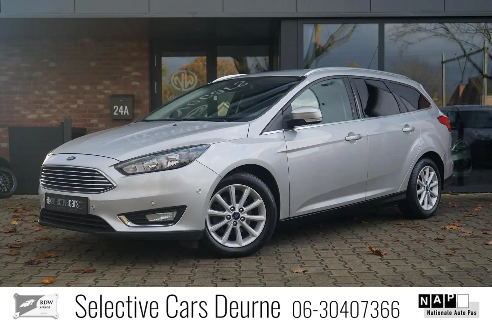 Ford Focus Wagon 1.0 EcoBoost Titanium Cruise, Navi, Clima, T - 1