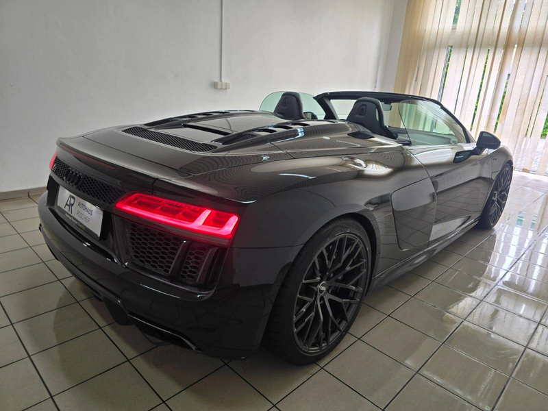 Audi R8 Spyder 5.2 FSI qu. Laser LED Carbon I+II Keramik Sportabgas — photo 3