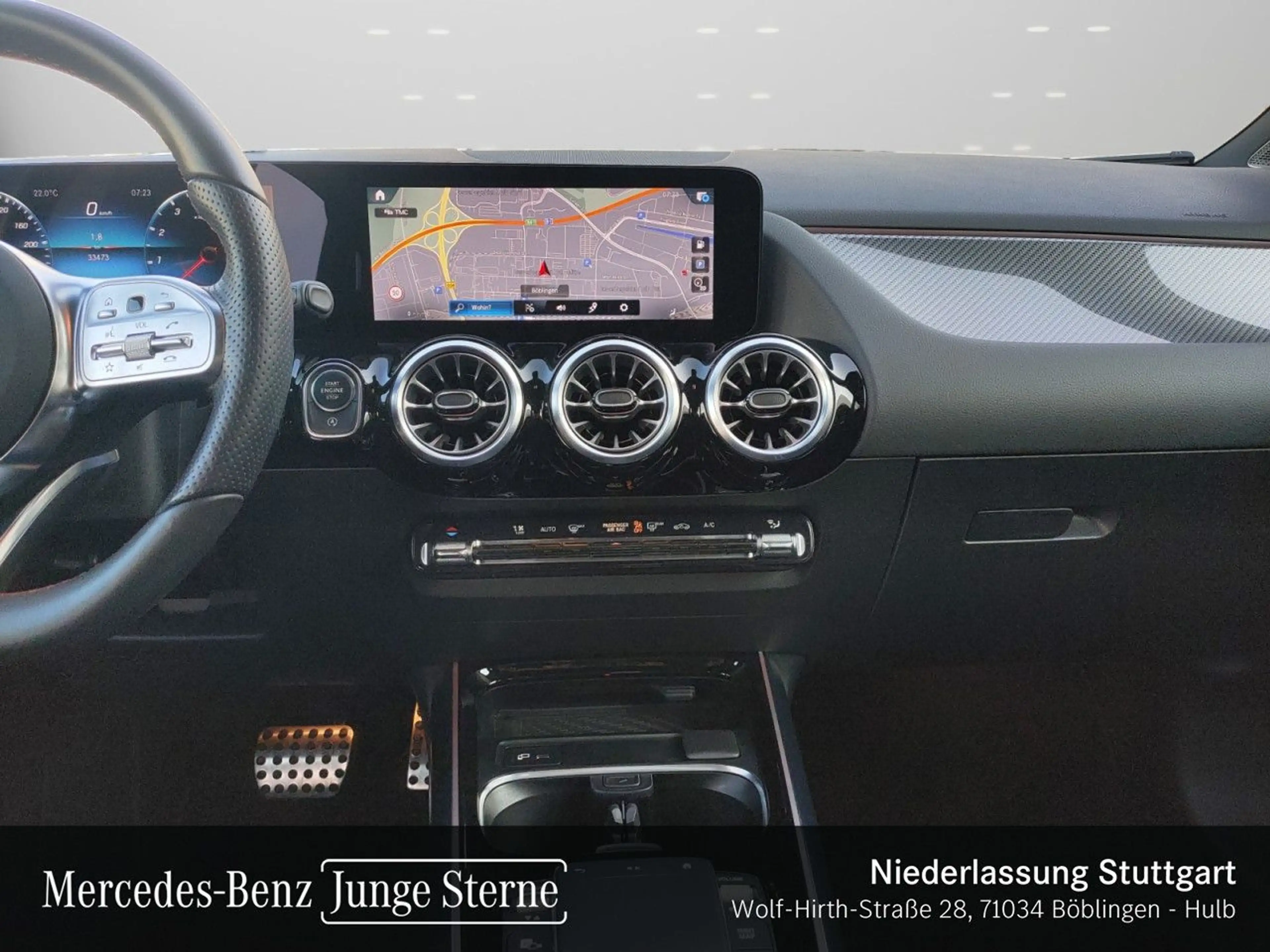 Mercedes-Benz GLA 35 AMG GLA 35 4M AMG+PANO+360°+AHK+MULTIBEAM+TOTW+8G — photo 14