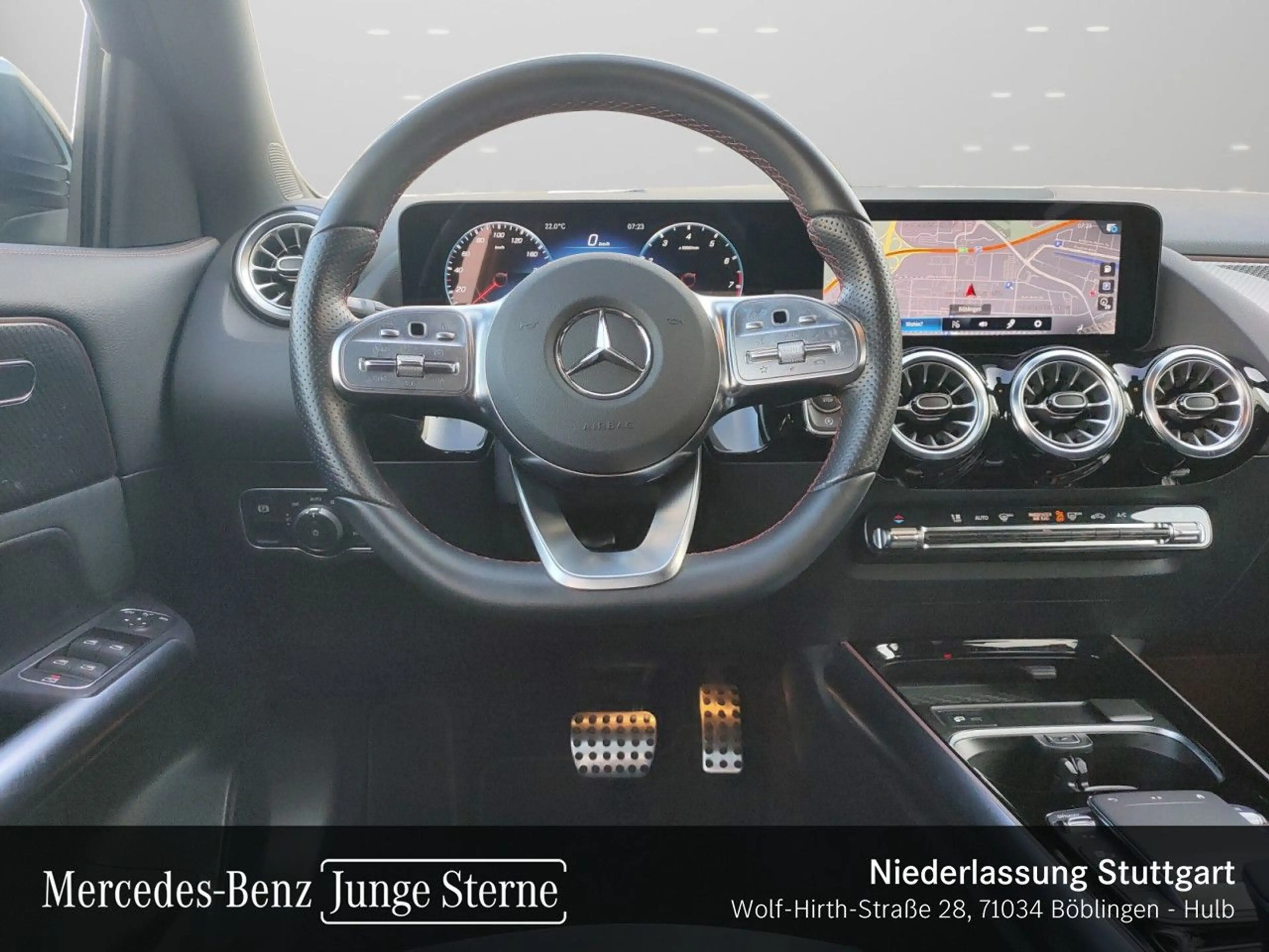 Mercedes-Benz GLA 35 AMG GLA 35 4M AMG+PANO+360°+AHK+MULTIBEAM+TOTW+8G — photo 12
