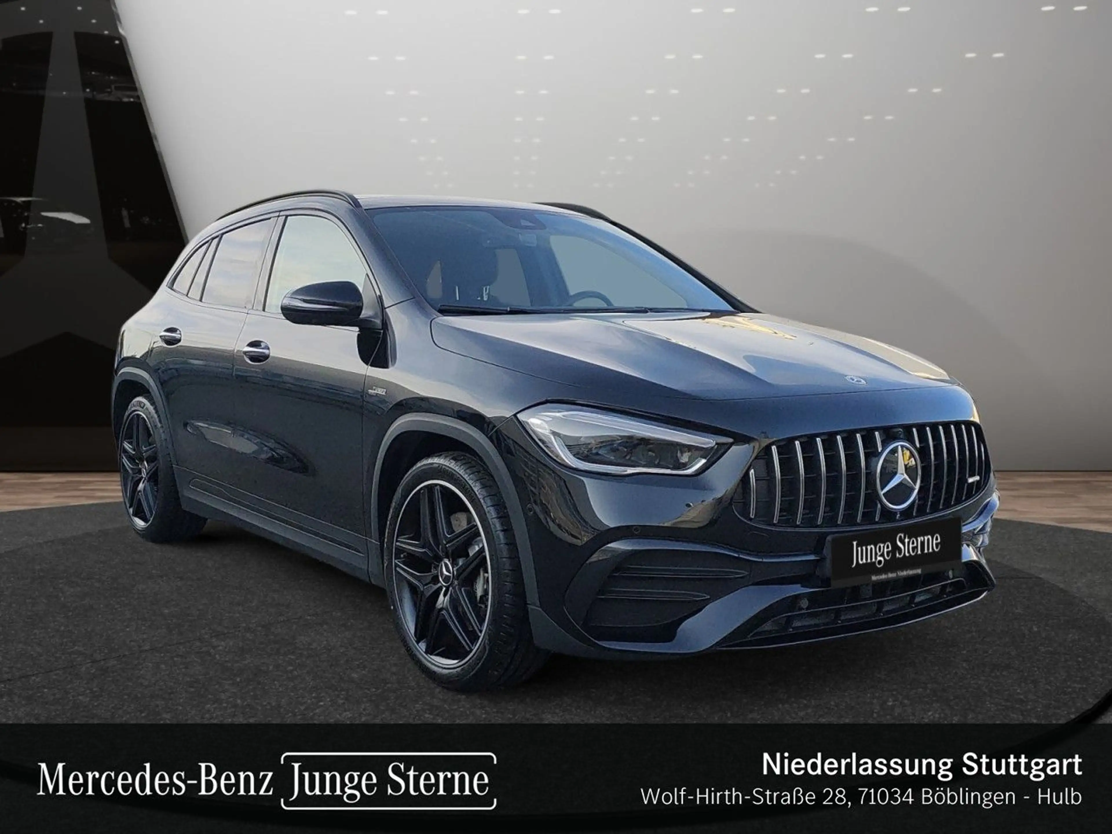 Mercedes-Benz GLA 35 AMG GLA 35 4M AMG+PANO+360°+AHK+MULTIBEAM+TOTW+8G — photo 4