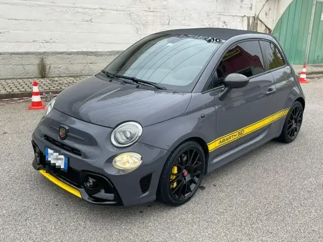Abarth 695 C 1.4 Turbo T-Jet XSR Yamaha Limited Edition