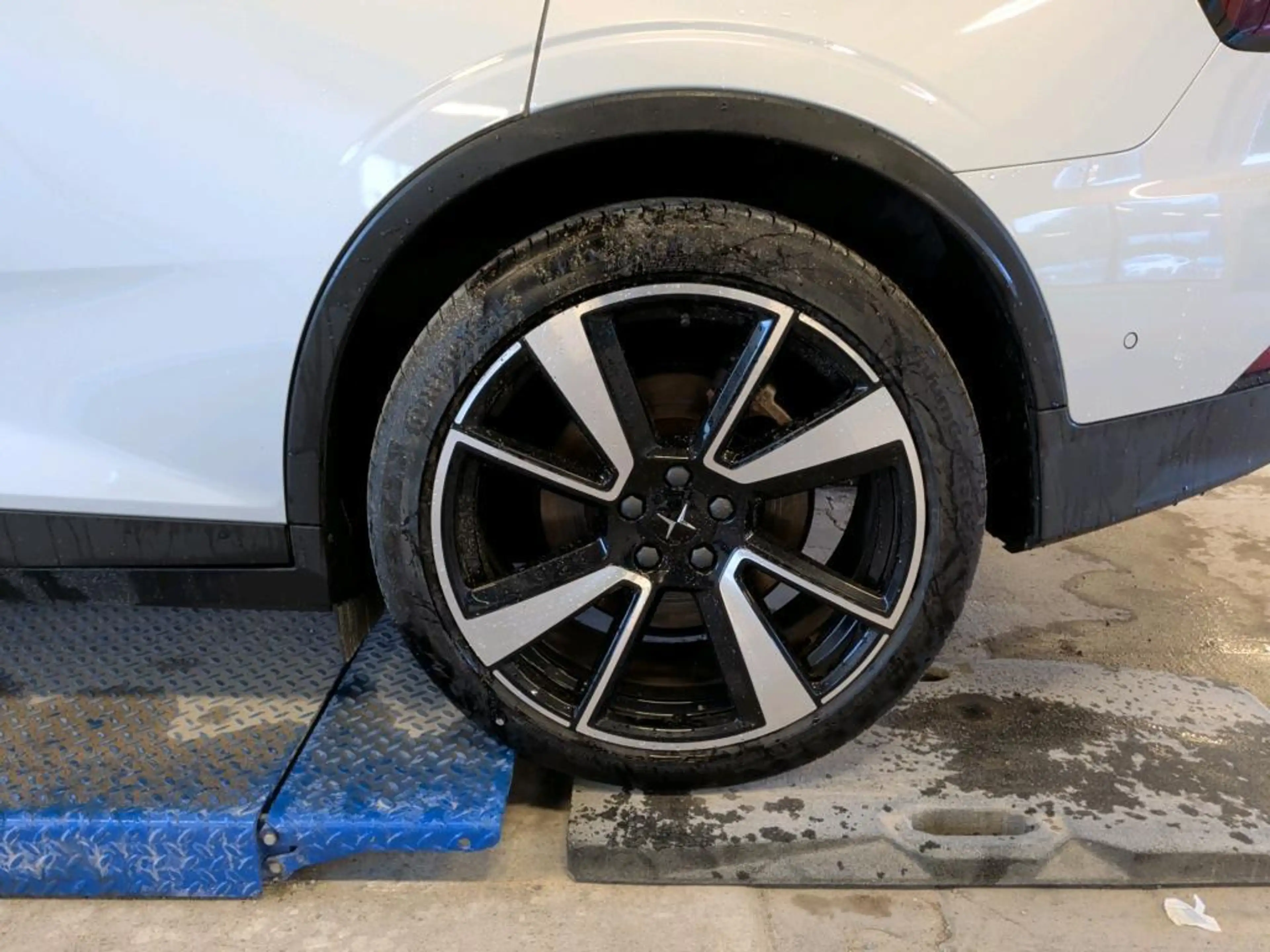 Polestar 2 Long Range Single Motor 78 kWh // 96% SoH | Pilot — photo 11
