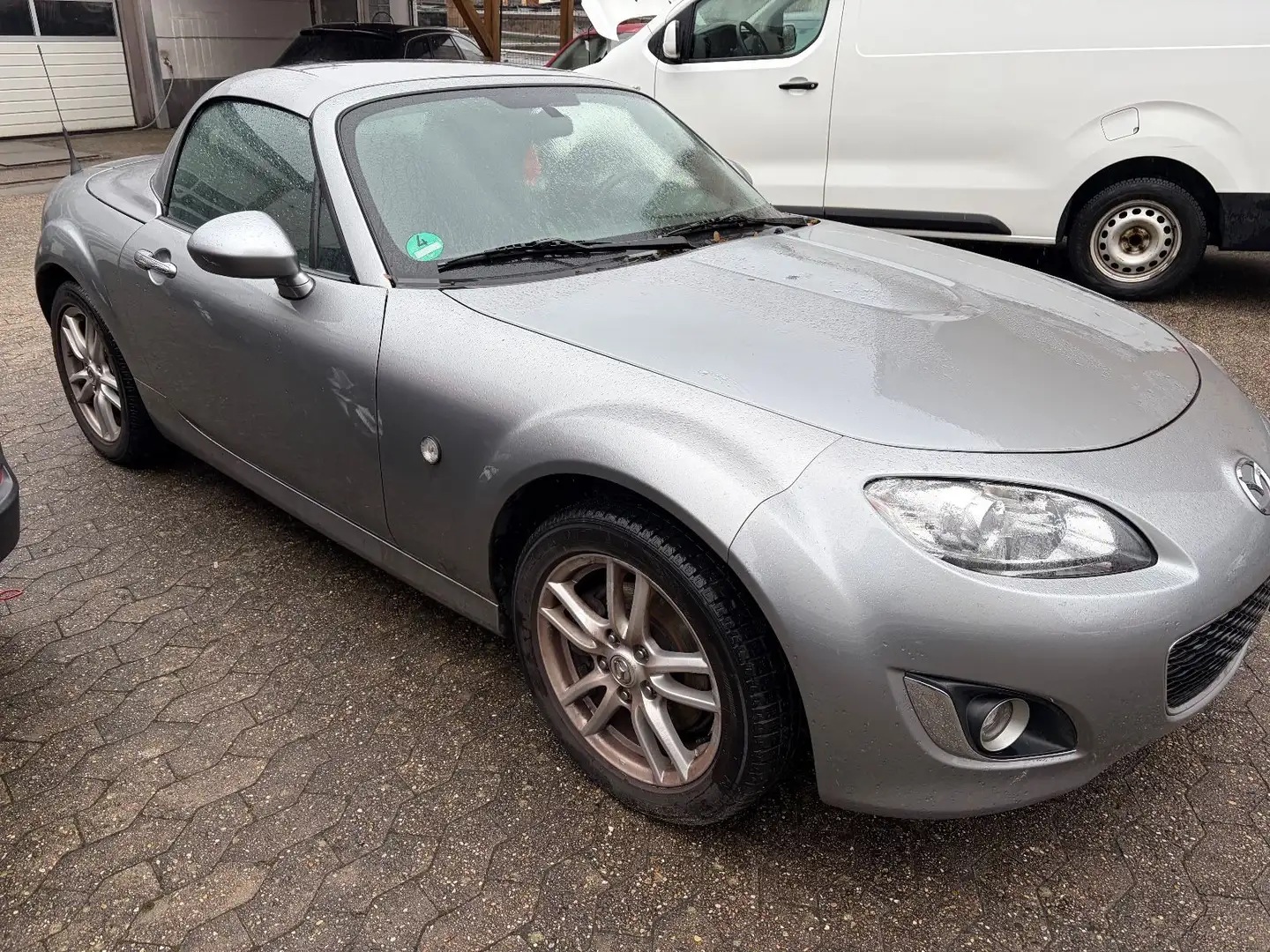 Mazda MX-5 1.8 Center-Line Roadster Coupe Silber - 2