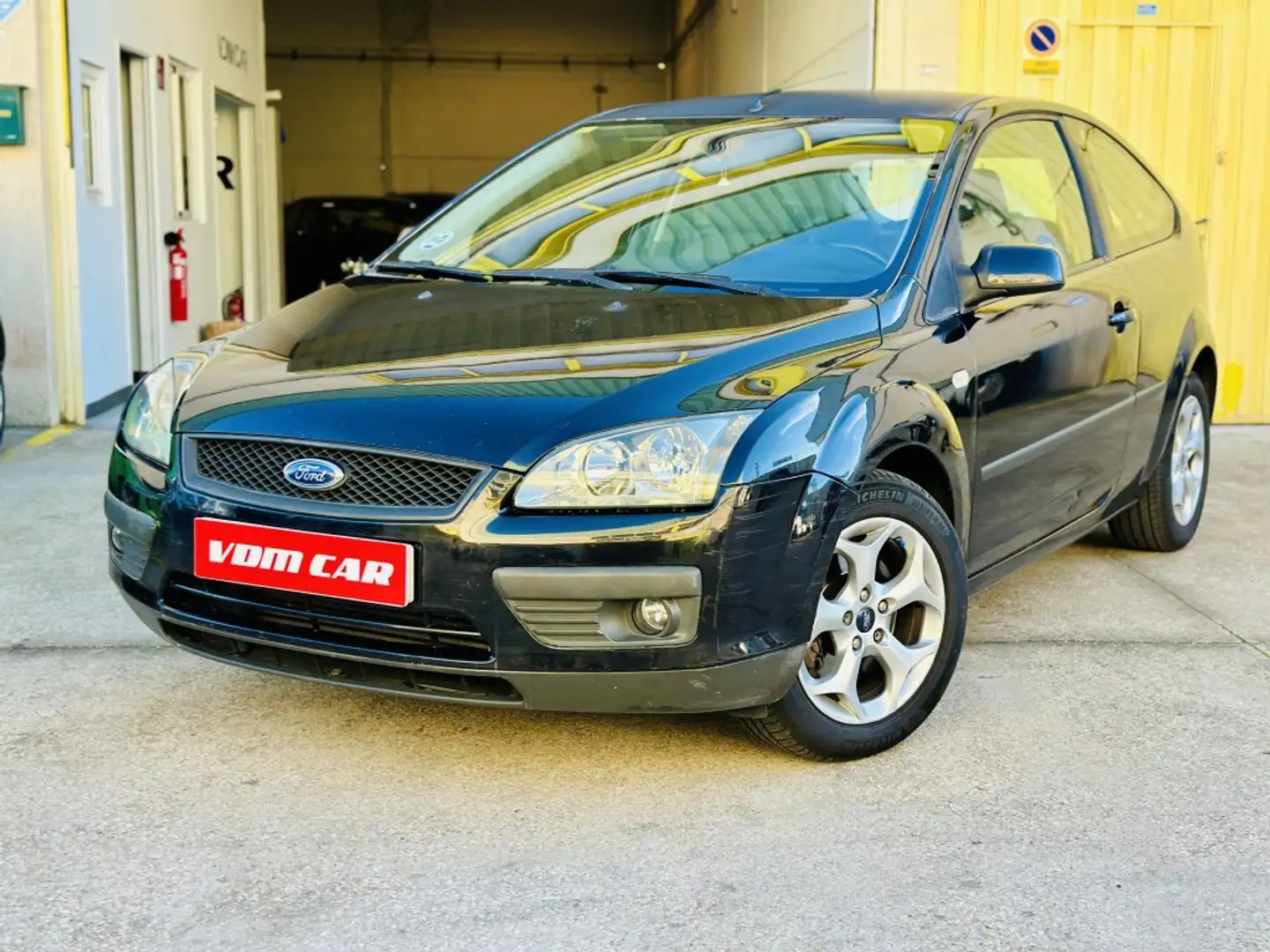 Ford Focus 1.8TDCI XR Negro - 1