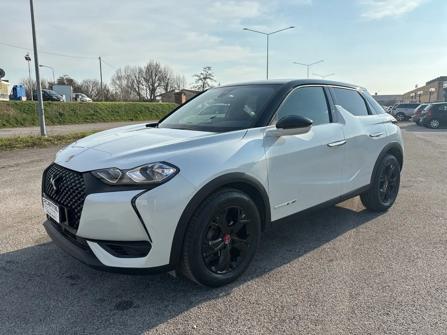 DS Automobiles DS 3 Crossback PureTech 130 aut. Performance Line Bianco - 2