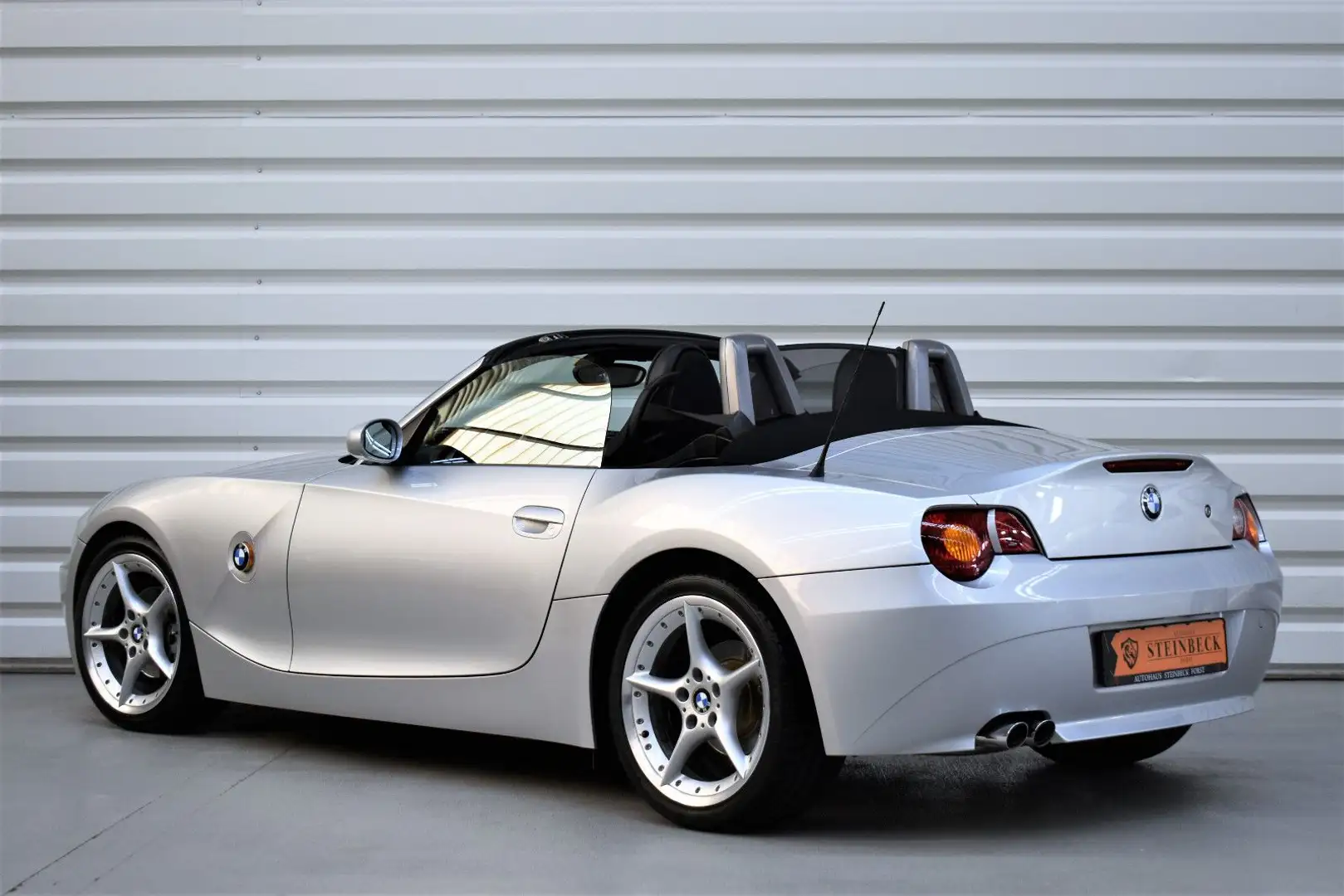 BMW Z4 Roadster 2.2i+Vollleder+49.900km+Xenon Silber - 2