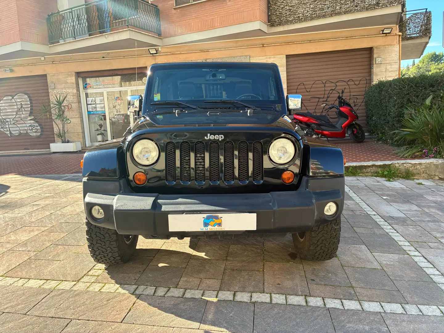 Jeep Wrangler Wrangler III 2.8 crd Sahara auto 200 cv Noir - 2