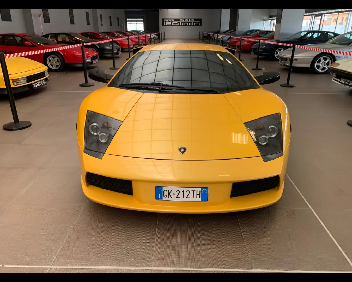 Lamborghini Murciélago LP 580 Coupé E-GEAR Žlutá - 2