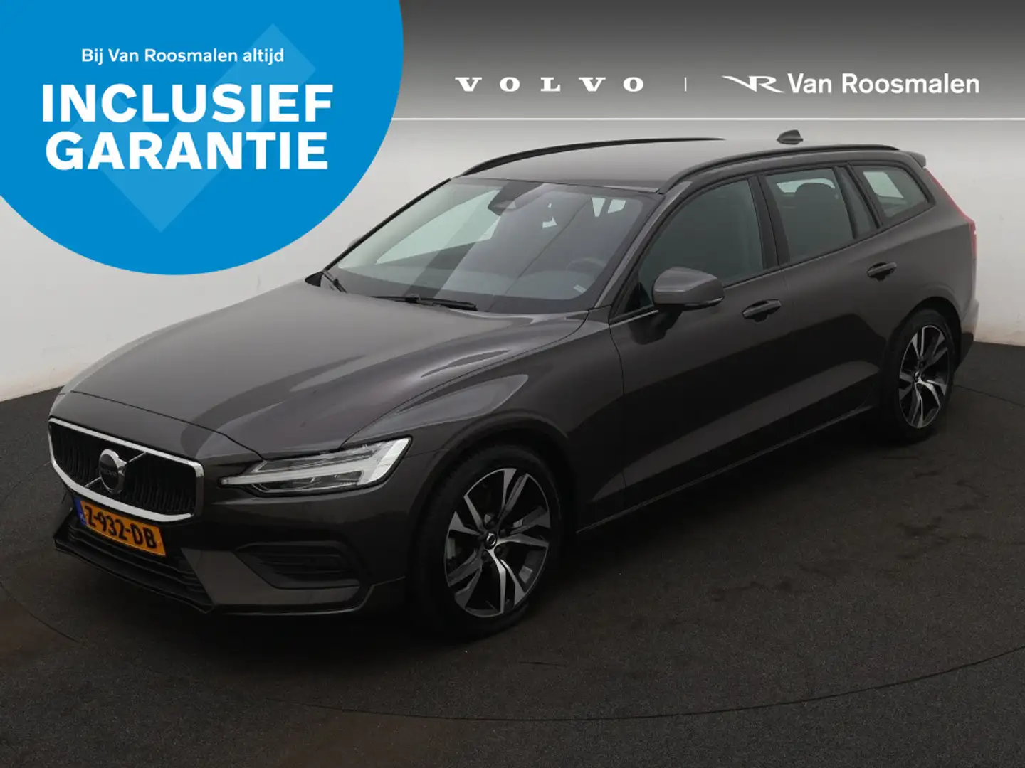 Volvo V60 2.0 B3 Essential Edition | Driver Assist | Climate Grijs - 1