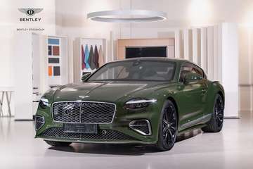 4.0 V8 Speed Ultra Performance Hybrid 782 ch