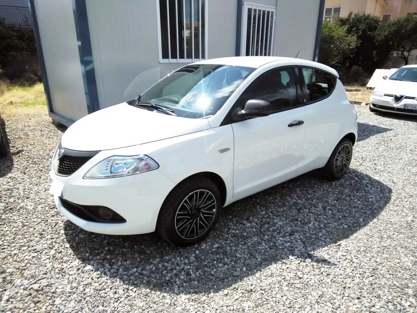 Lancia Ypsilon Ypsilon III 2015 1.2 Elefantino Blu s Blanc - 1