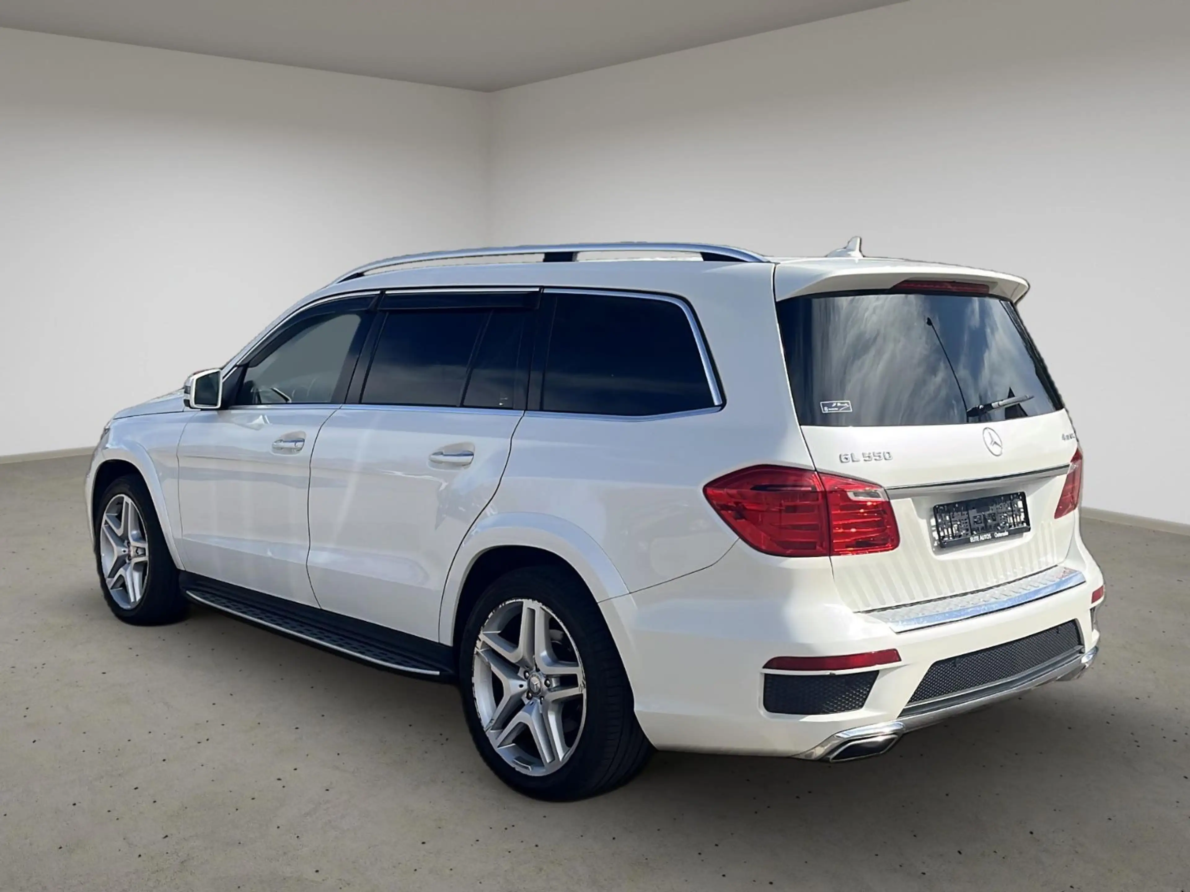 Mercedes-Benz GL 500 4MATIC AMG Styling*Massage*Innen gepflegt — photo 6
