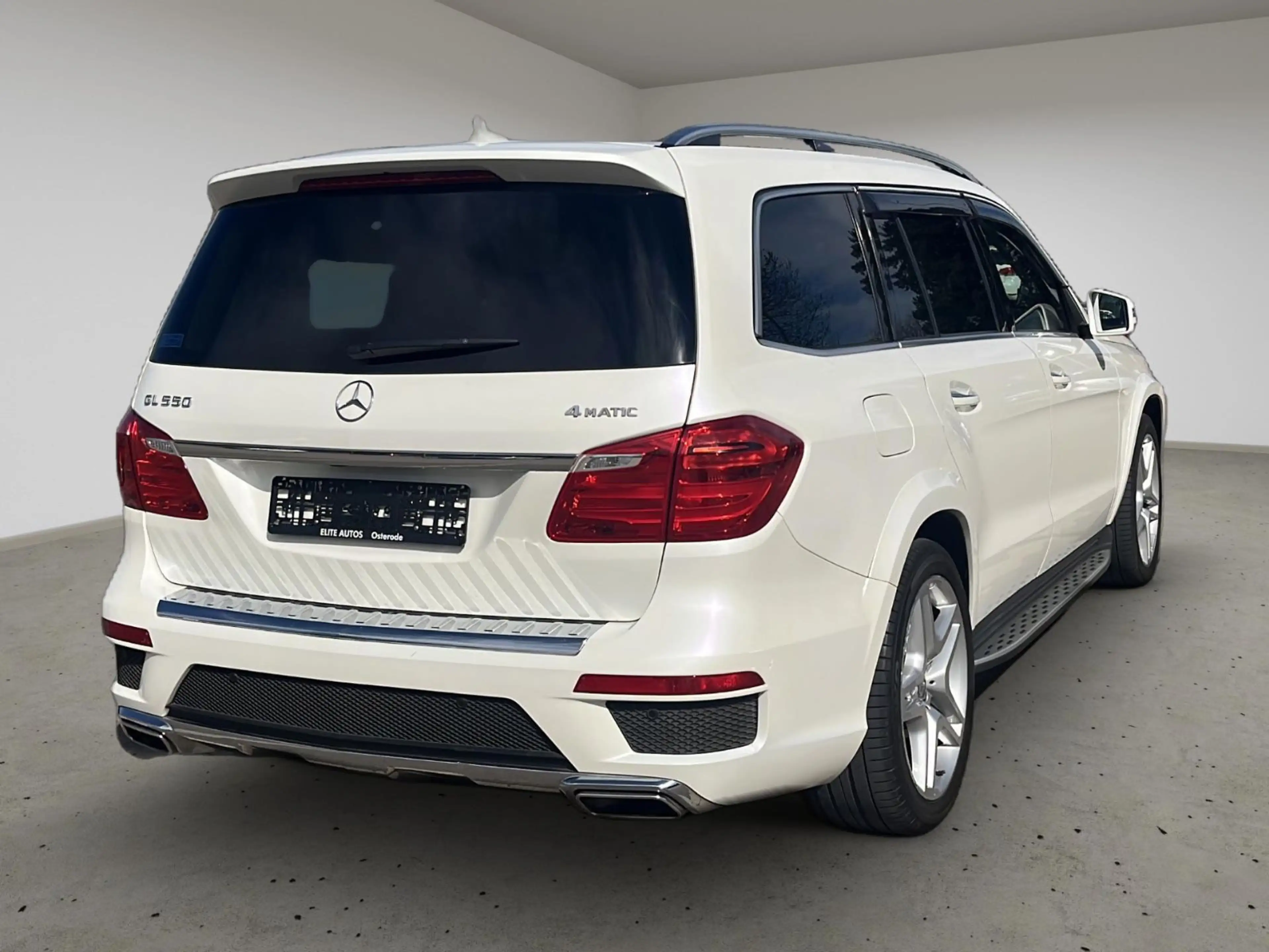 Mercedes-Benz GL 500 4MATIC AMG Styling*Massage*Innen gepflegt — photo 9