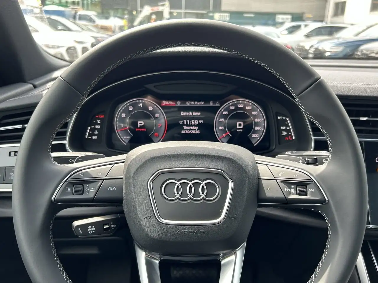 Audi Q8 снимка Audi Q8