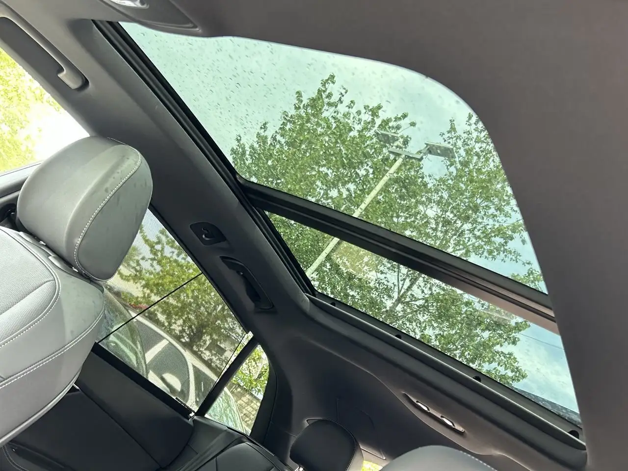 Audi Q8 снимка Audi Q8