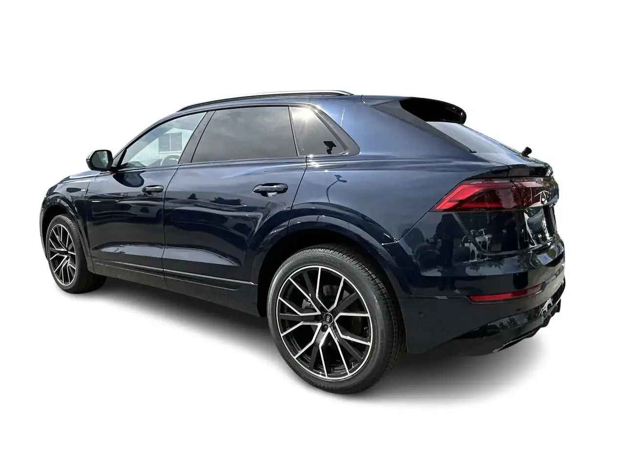 Audi Q8 снимка Audi Q8