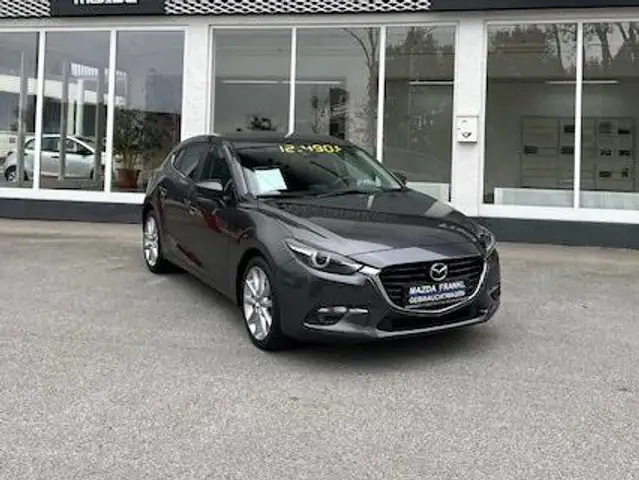 Mazda 3 Revolution