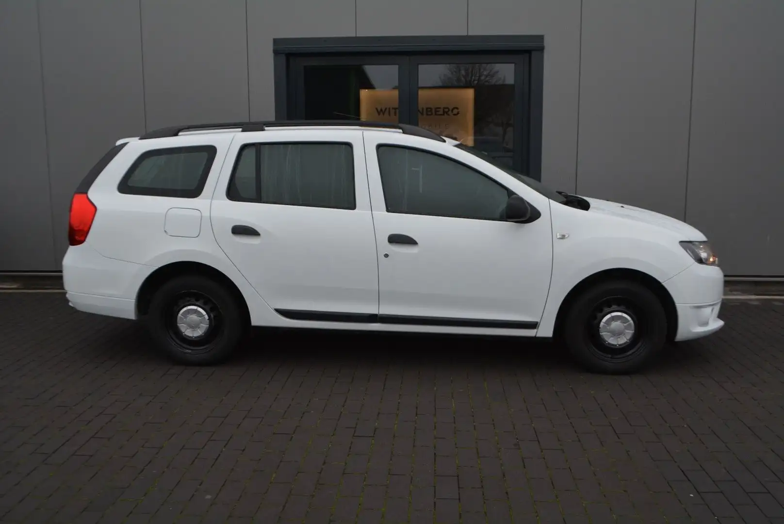 Dacia Logan MCV II Kombi Essentiel Weiß - 2