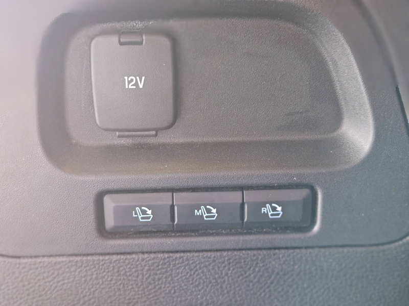 Ford S-Max Titanium *7-Sitzer, Scheckheftgepflegt, SYNC, LED* — photo 14