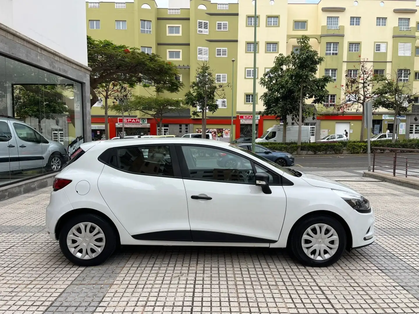 Renault Clio 1.5dCi Energy Business 55kW Blanco - 2