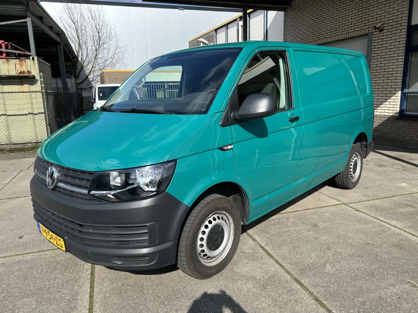 Volkswagen Transporter 2.0 TDI L1H1 NAVI E6 ENKELE CABINE Grün - 1