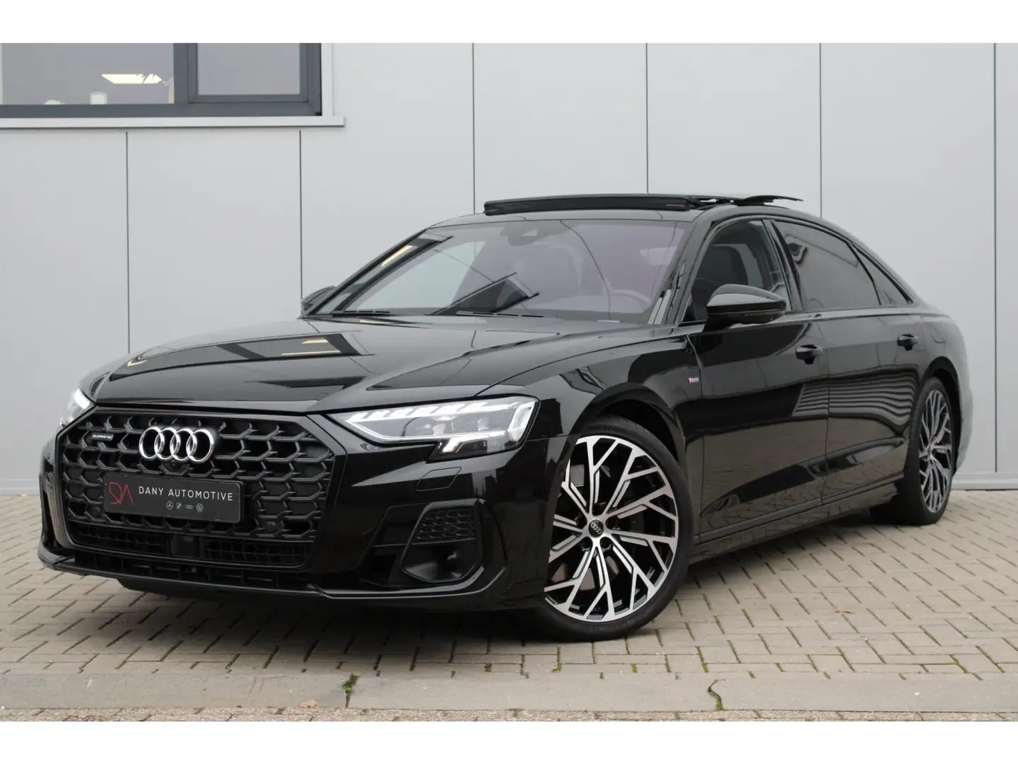 Audi A8 60 TFSI e Lang S-Line I PANO I ACC I 360 I MASSAGE Zwart - 1