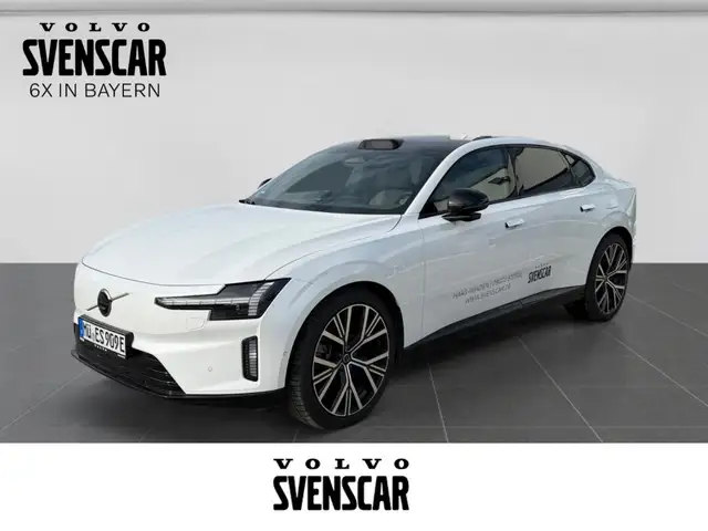 Volvo Single Motor Extended Range RWD Ultra HUD AD Stand