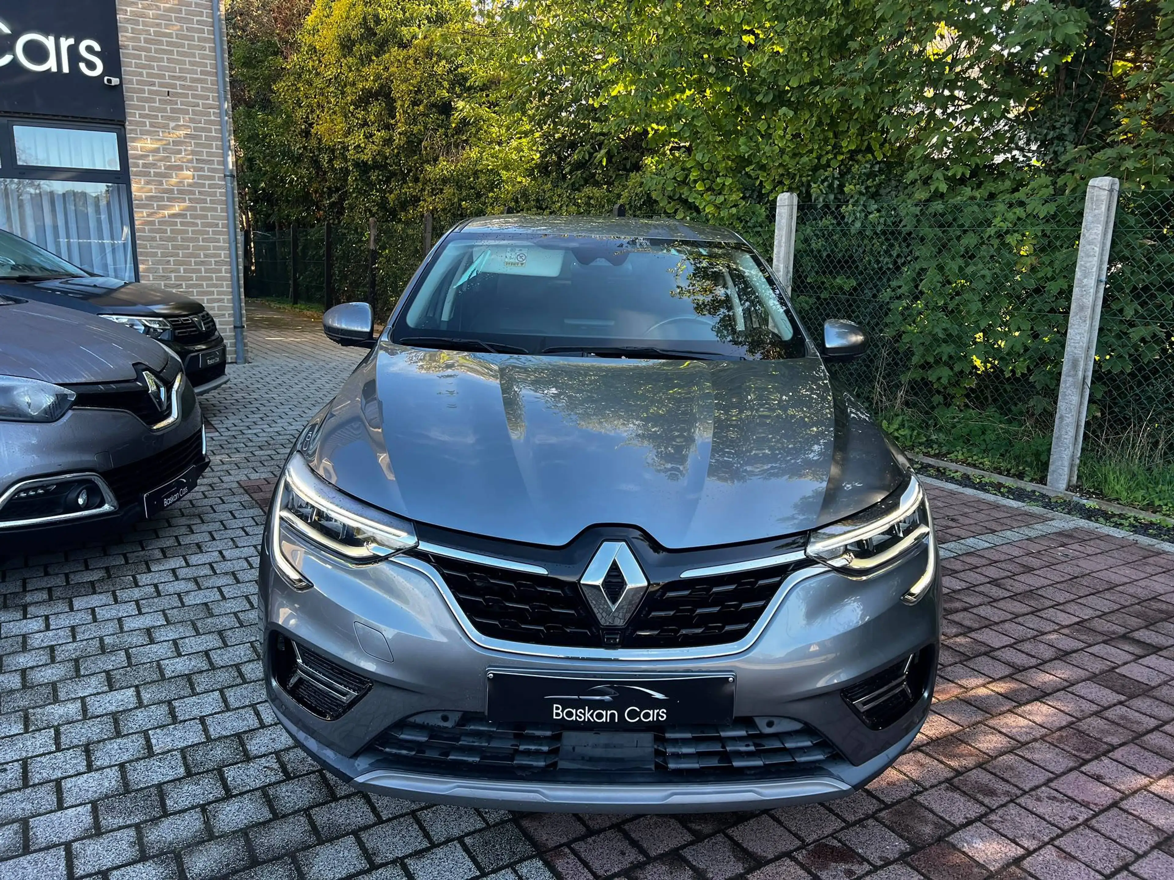 Renault Arkana Arkana E-TECH 1.6i/M2022/ACC/360 CAMERA/NAVI/12M GARANTIE/SHOWROOM STAAT — photo 4