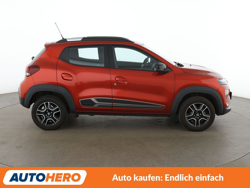 Dacia Spring electric drive 33 kW Comfort Plus *NAV*TEMPO*CAM* — photo 7