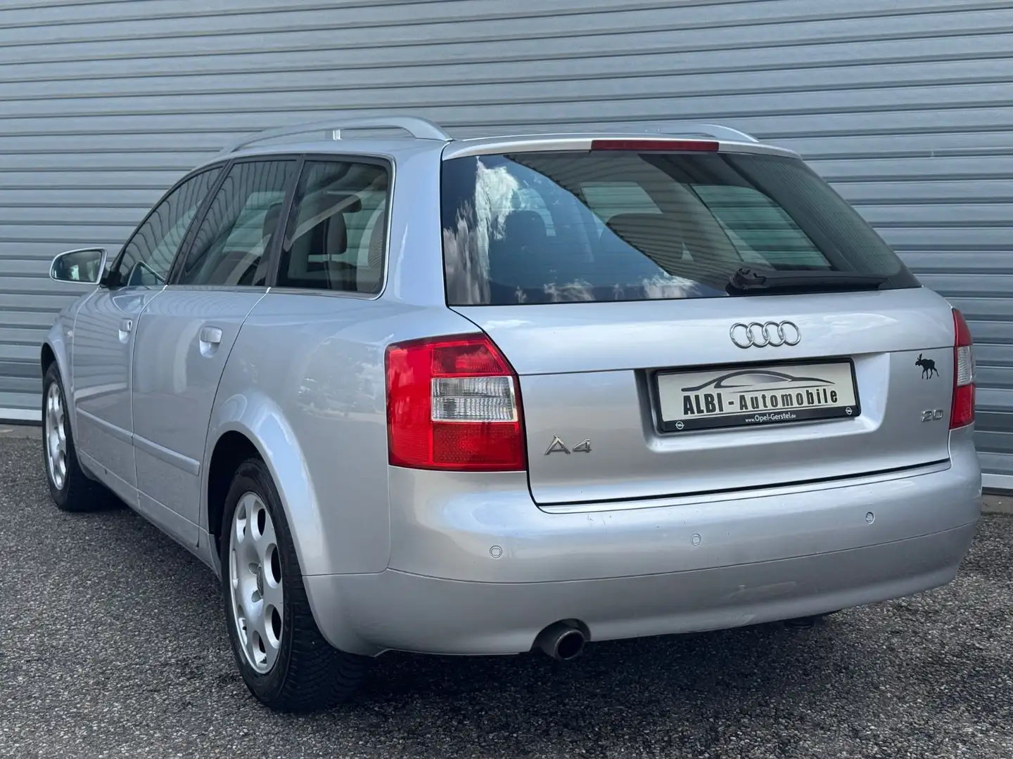 Audi A4 2.0 Avant Climatronic PDC Серебристый - 2