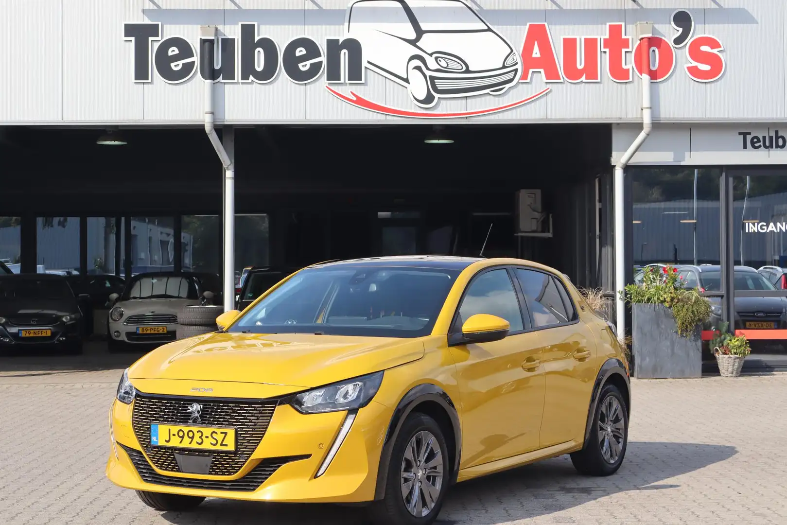 Peugeot e-208 EV Allure 50 kWh SOH 93%, BTW Auto, Adaptieve crui Jaune - 1